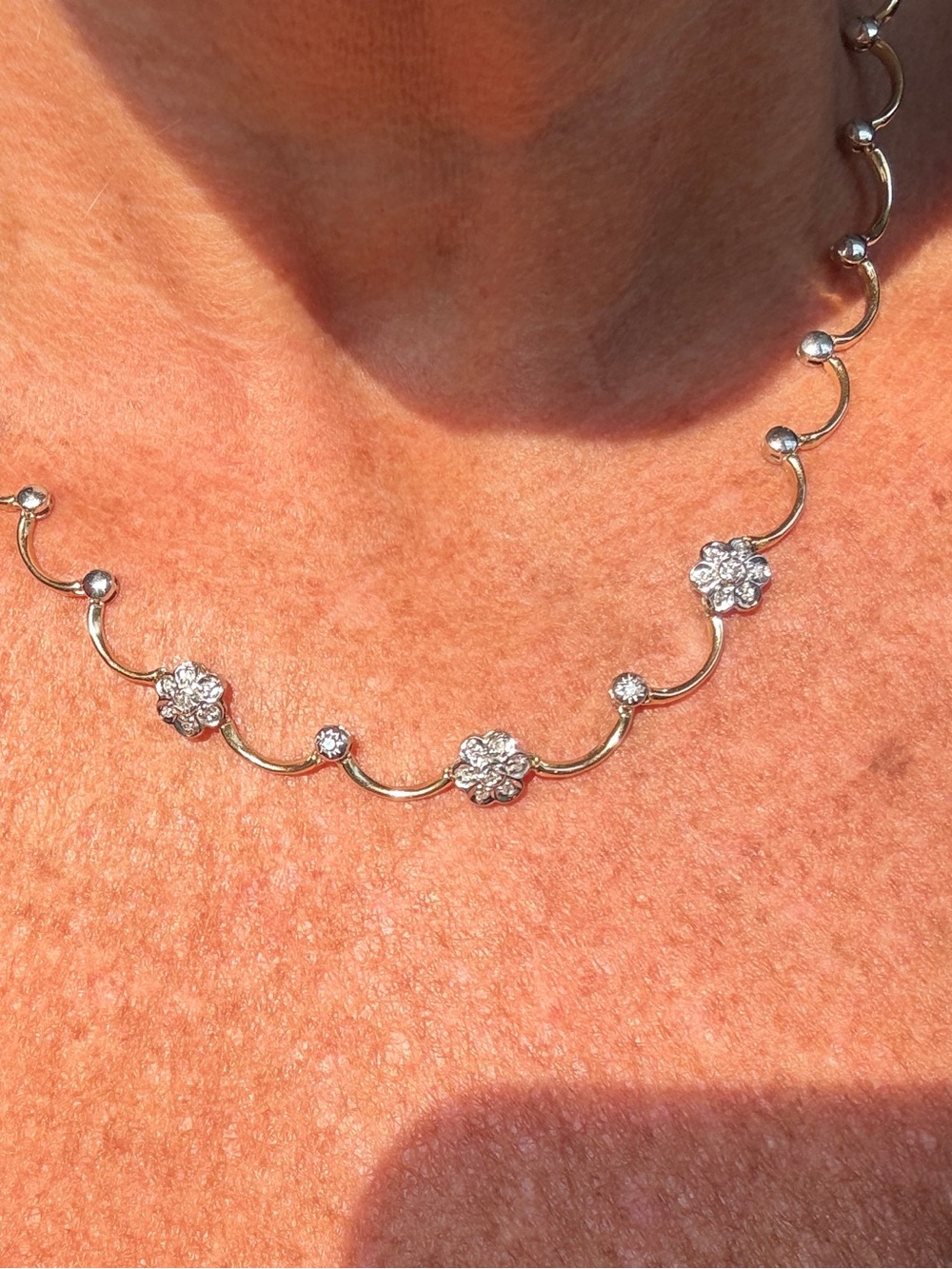 DIAMOND NECKLACE! Scalloped Neckline.
Absolutely STUNNING. Solid 14kt Gold.